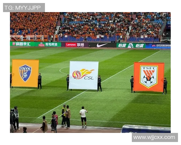 足球明星出轨事件引发热议社交媒体上众多粉丝表达失望与愤怒 足球明星出轨事件引发热议社交媒体上众多粉丝表达失望与愤怒